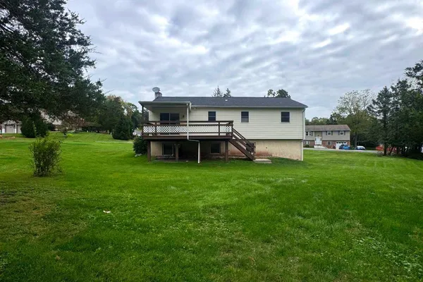 1170 WOODMERE DR