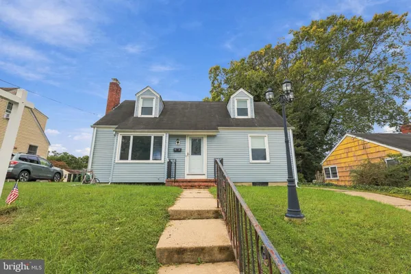 23 MIDDLETON DR