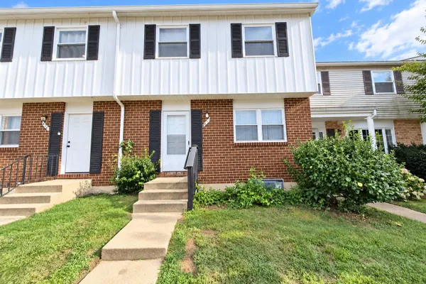 473 KENILWORTH CT