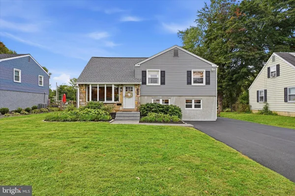 1312 BRADFORD RD