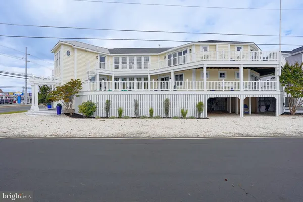 1301 COASTAL HWY