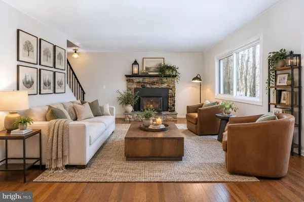 113 GROSS DR