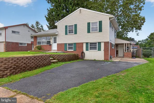 128 HENRY RD
