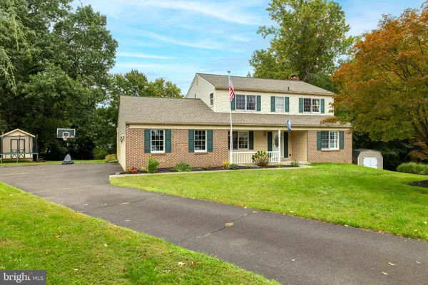 340 ARIONNE DR