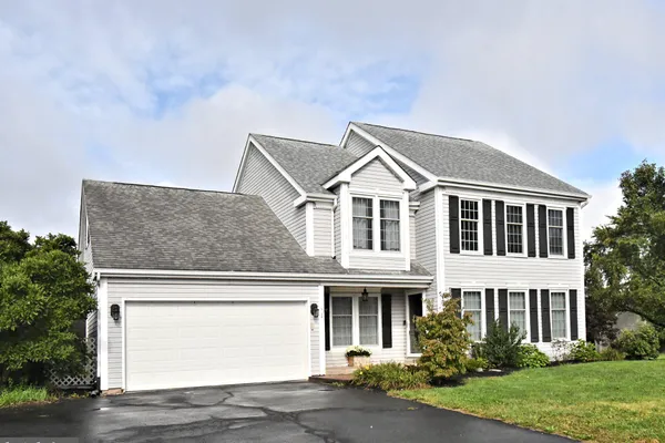 1019 MAYFLOWER DR