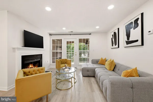 21012 TIMBER RIDGE TER 204