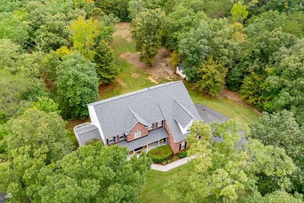 63 BROOKESMILL LN