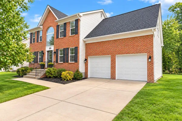 14304 KATHLEEN LN