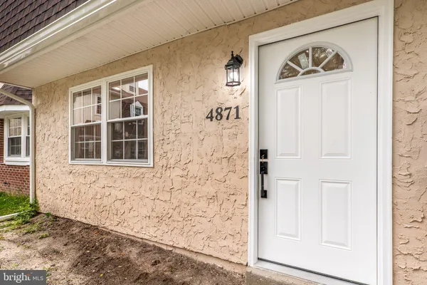 4871 BALA CT