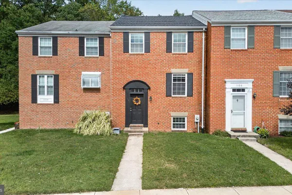 1108 SOHO CT
