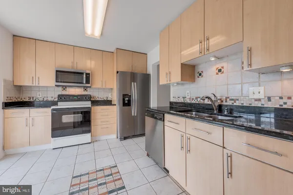 13240 GRAND JUNCTION DR