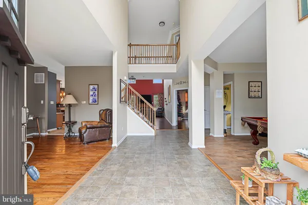 129 SAMBAR LN