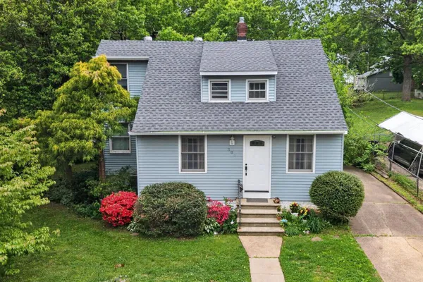 306 ANNA AVE