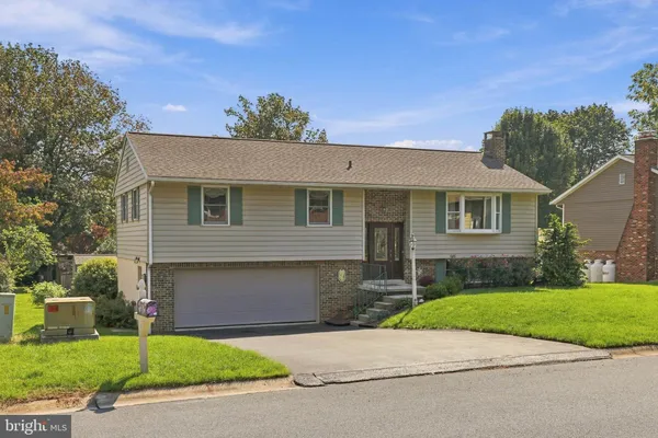 43 CARDINAL DR