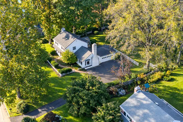 209 PLUSH MILL RD