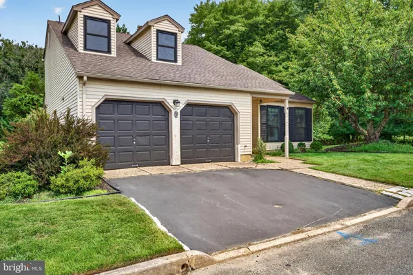 7 STONYBROOK CT