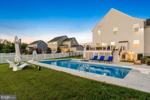 236 VISTA GLEN RD