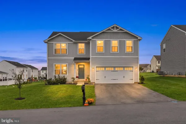 104 POMMEL LN