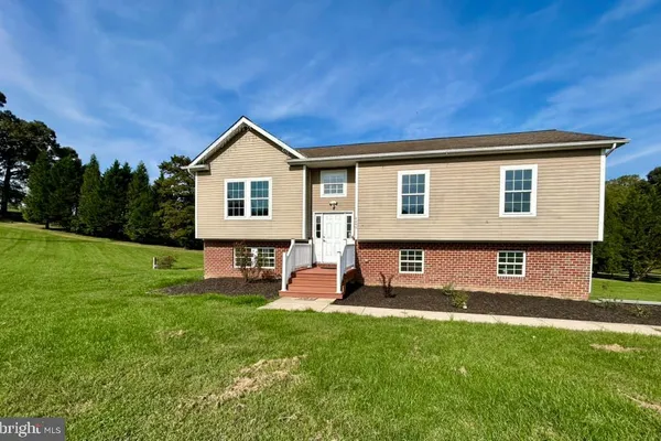 4499 RICHARDS FORT LN
