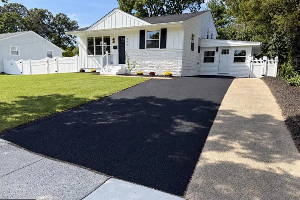 203 N CUMMINGS AVE