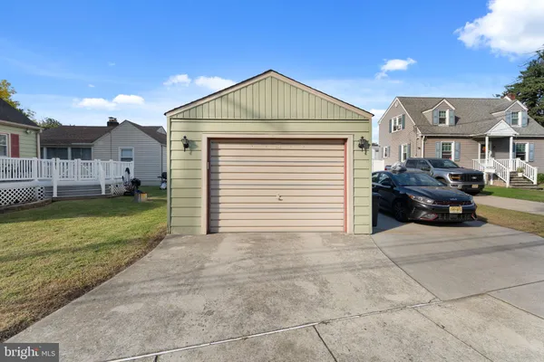 354 GREENWOOD AVE