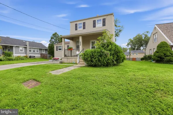 220 ORLEMANN AVE