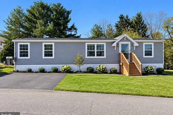622 BRIDLE WAY A006