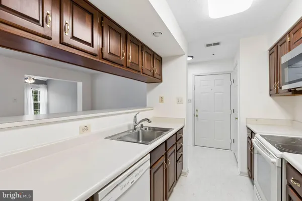 3102 CARDINAL WAY 3102-H