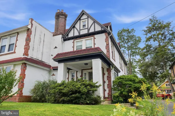 302 BOYER RD