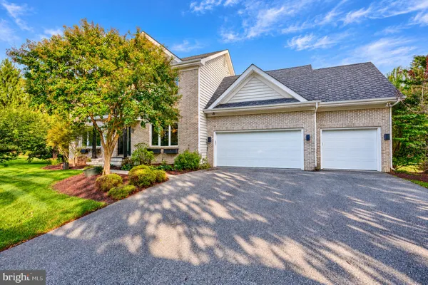 7 BEECHAM CT