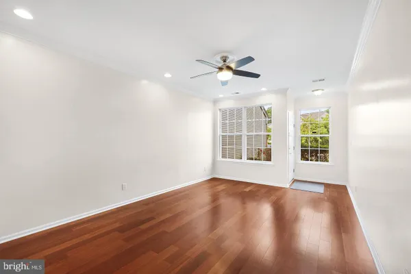 99 WARWICK RD