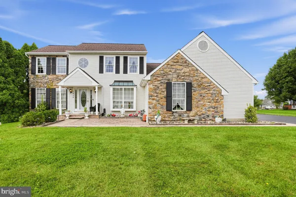 1406 BENTLEY DR