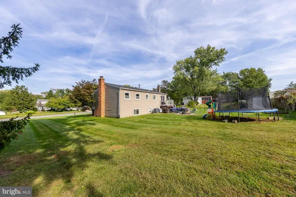 90 MYRTLE AVE