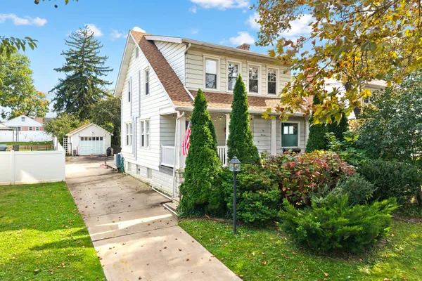 213 RICHEY AVE