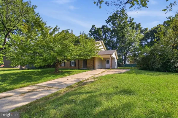 721 UNIVERSITY DR