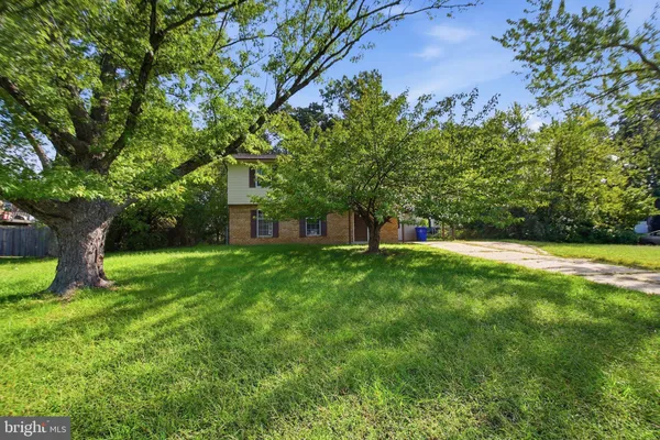 721 UNIVERSITY DR