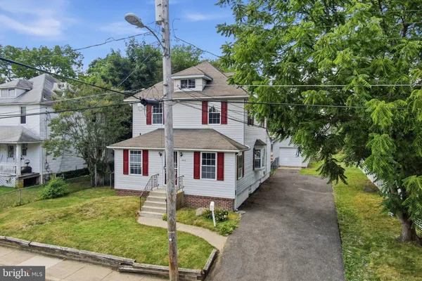 242 TRENTON AVE