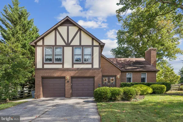 116 N BEAUMONT AVE