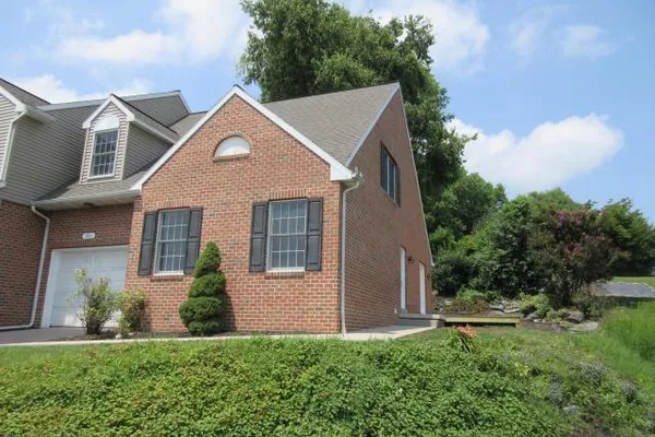 310 PENNRIDGE AVE