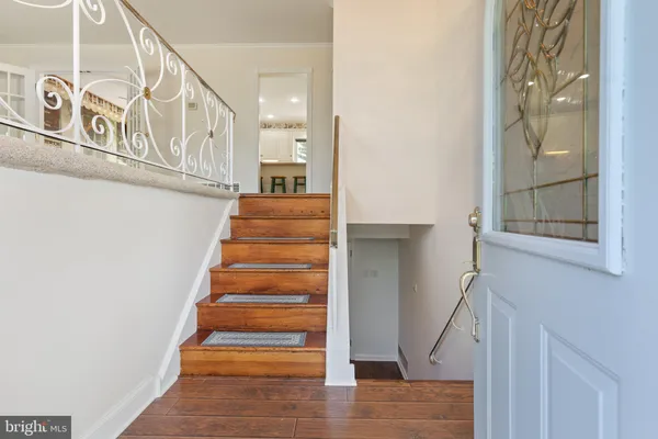 2120 GREYHORSE DR