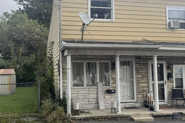 113 S RAILROAD AVE