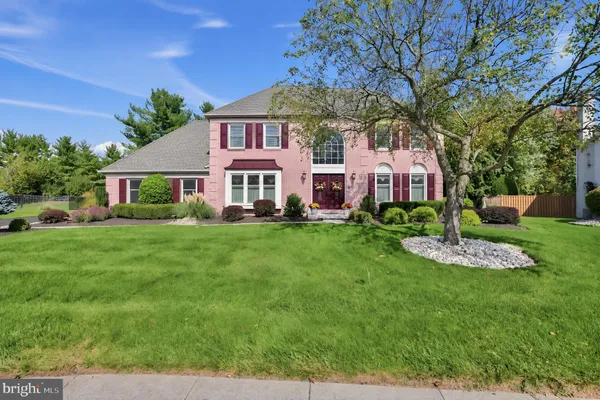 700 FOX HOLLOW DR