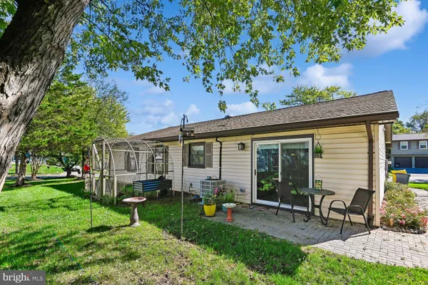 2483 WINTERGREEN WAY