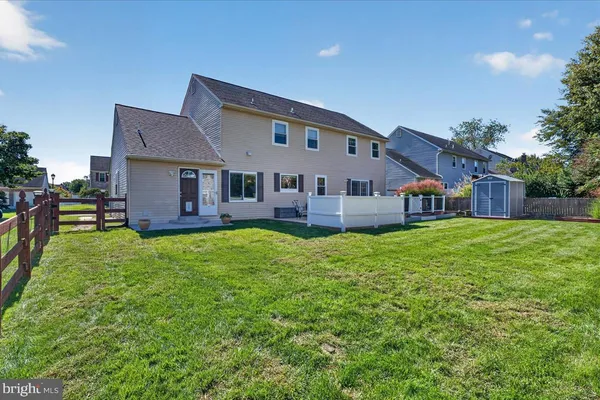 7 SUMAC CT
