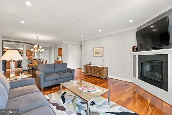 2326 MERIDIAN BLVD 2326