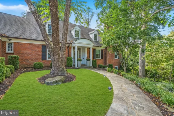 8007 GLENDALE RD