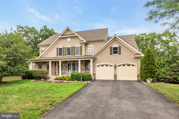 3232 LOST POND CT