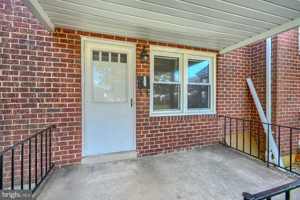 3 WILFRED CT
