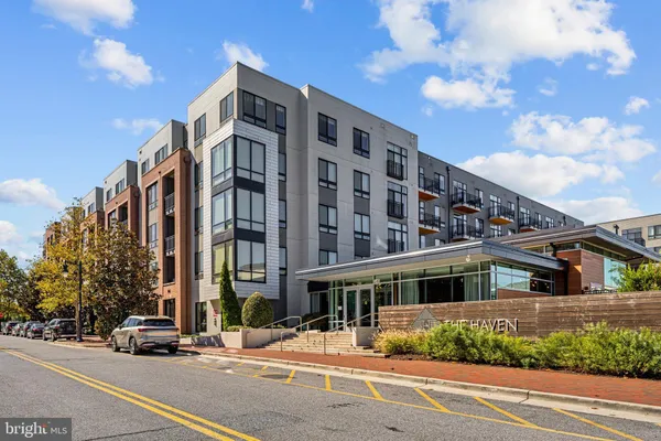145 RIVERHAVEN DR 309