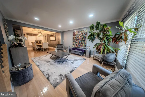 4721 AVATAR LN